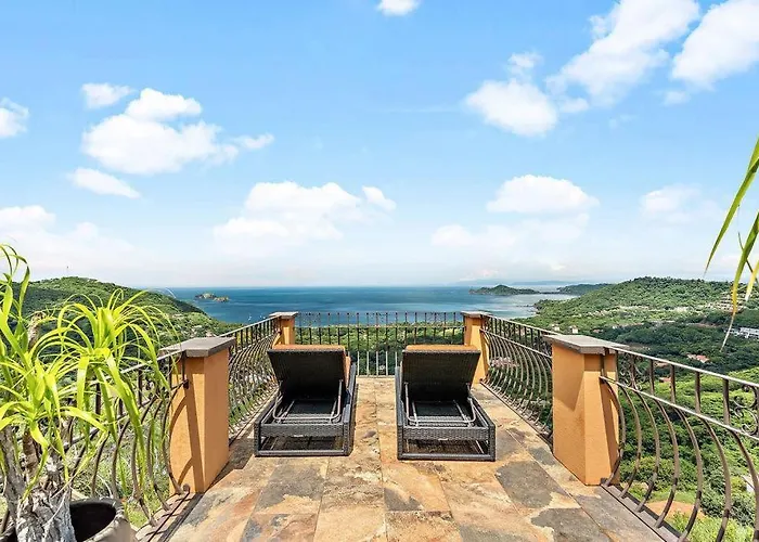 Villa Swim-up Bar, Ocean Views & Daily Housekeeping