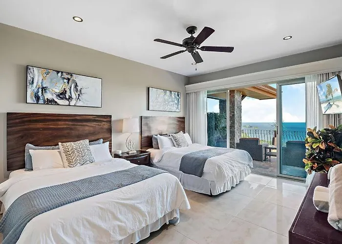 Villa Swim-up Bar, Ocean Views & Daily Housekeeping